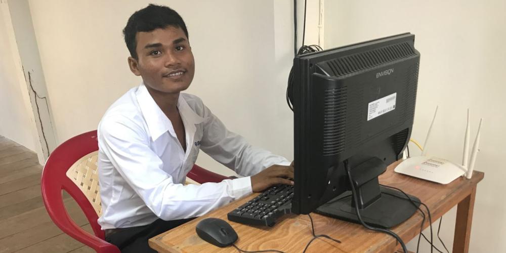 When the offering bucket came around on Sabbath, Yin “Pheara” Sopheara, pictured, dropped in 1,000 Cambodian riel (25 U.S. cents) — all the money that he had in the world. (Andrew McChesney / Adventist Mission)